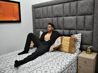 AngelloRuzzo livejasmin livesex