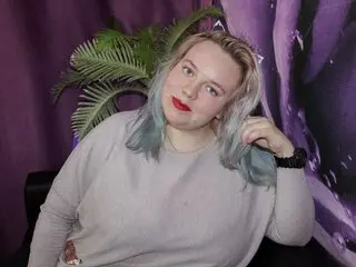 DaenaMagic live camshow