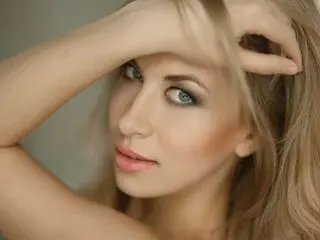 dearRoxanne free free