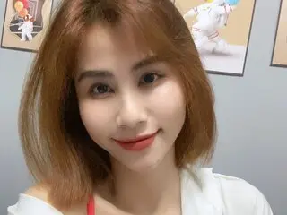 DuyenViolet naked ass