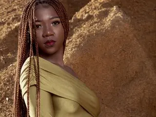 EbonyNellie shows nude