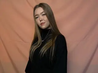 EdwinaAxley cam live