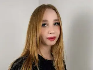 HallyRust nude online