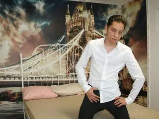 KevinDraw livesex pussy