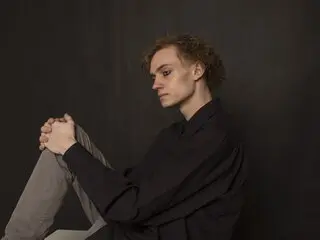 MaksWils webcam livesex