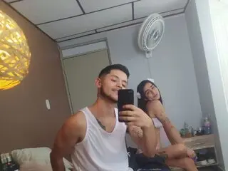 SamanthaandThom camshow shows